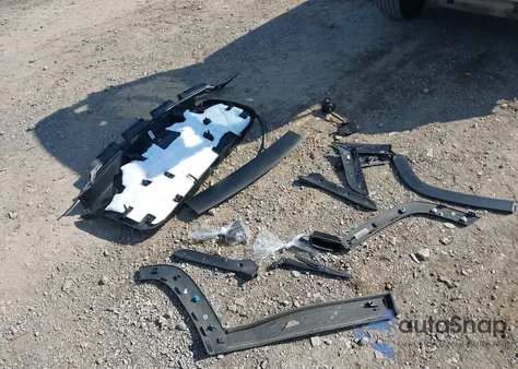 2018 Jeep Compass Altitude 4X4 z USA, uszkodzony, nr VIN 3C4NJDBB9JT298917